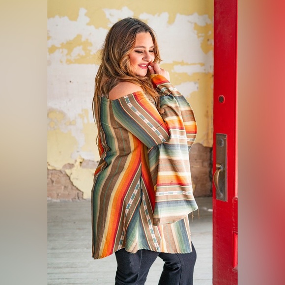 L&B Tops - L&B plus size serape tunic. NWT. 3X